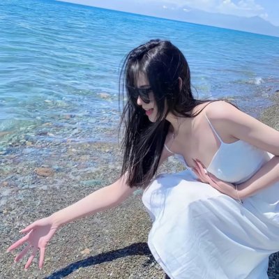 眼里余光都是你